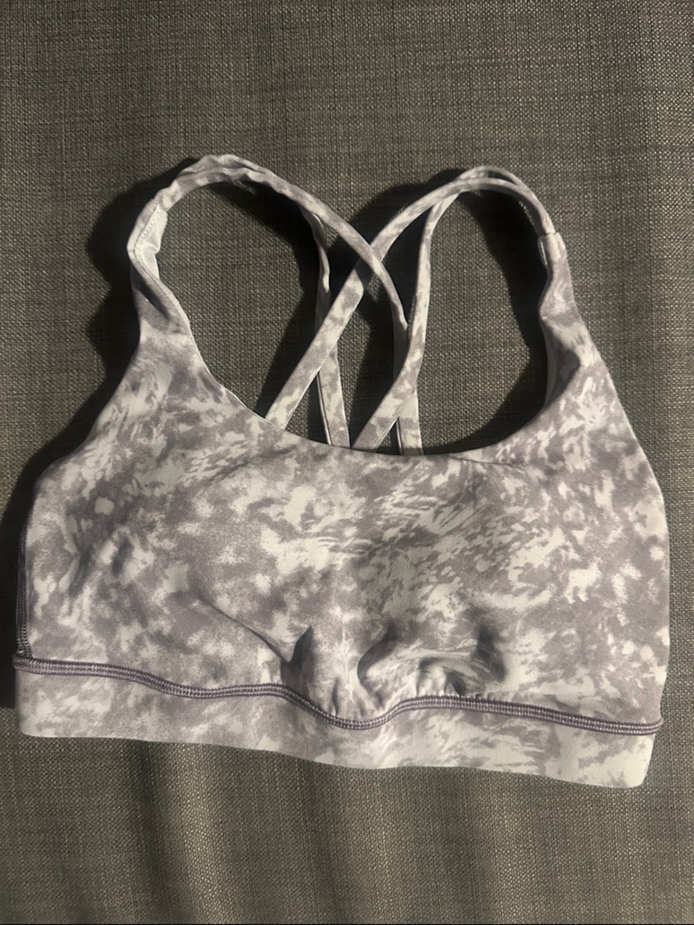 Lululemon Energy Bra - size 4 in Summer Shade Ice Grey Multi